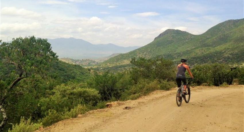 Gente de las Nubes Bike Tour